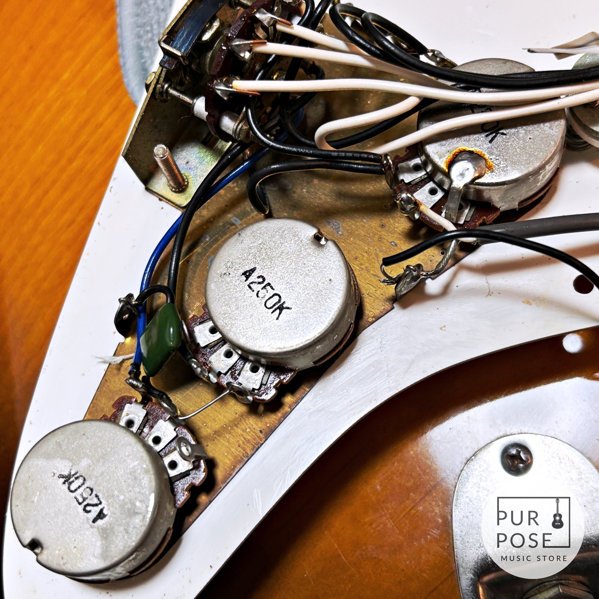 【中古】Tokai ST-80 Springy Sound ストラトキャスタータイプ 1981年製