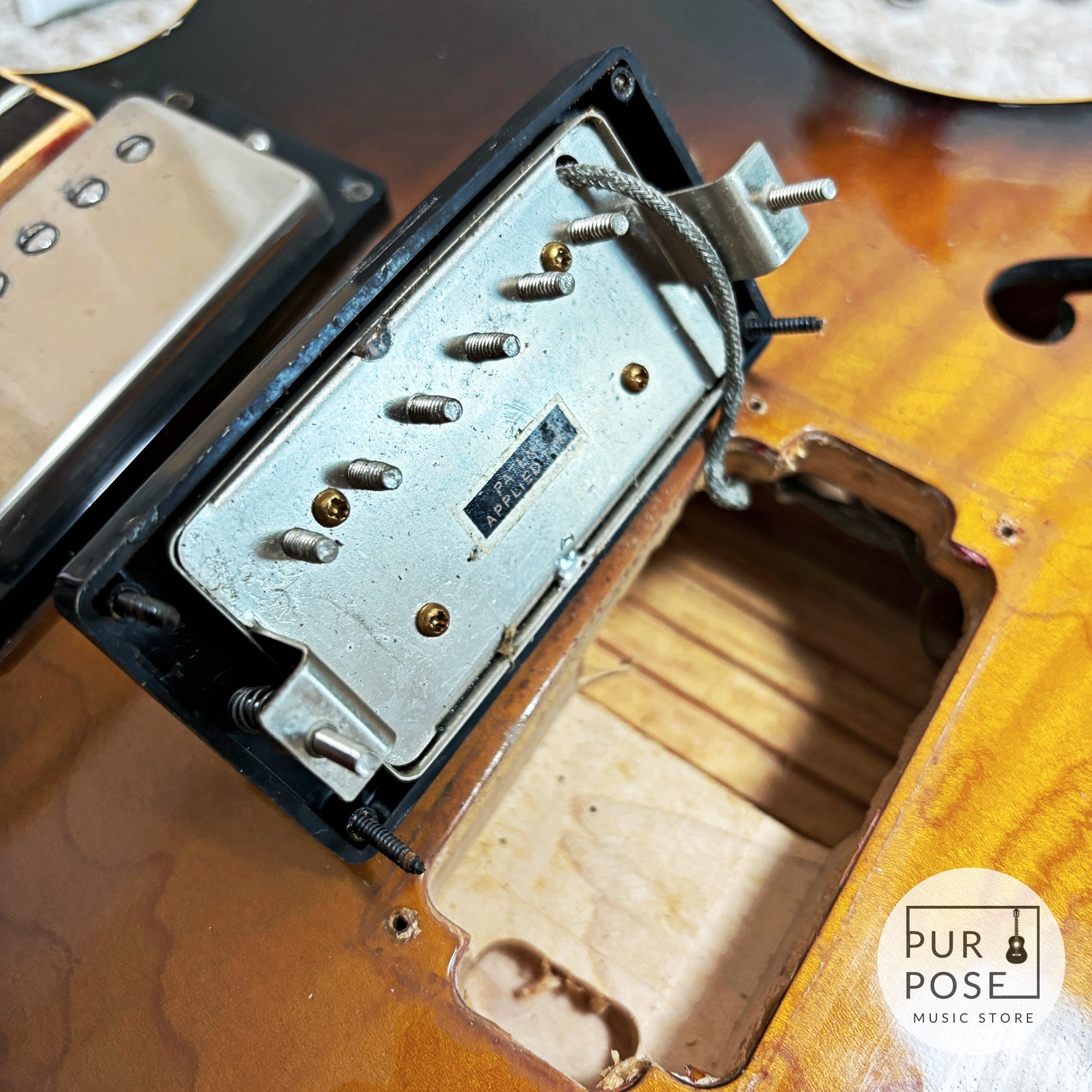 【中古/動画あり】Gibson Memphis ES-335 DOT figured メンフィスデカール付き 2002年製