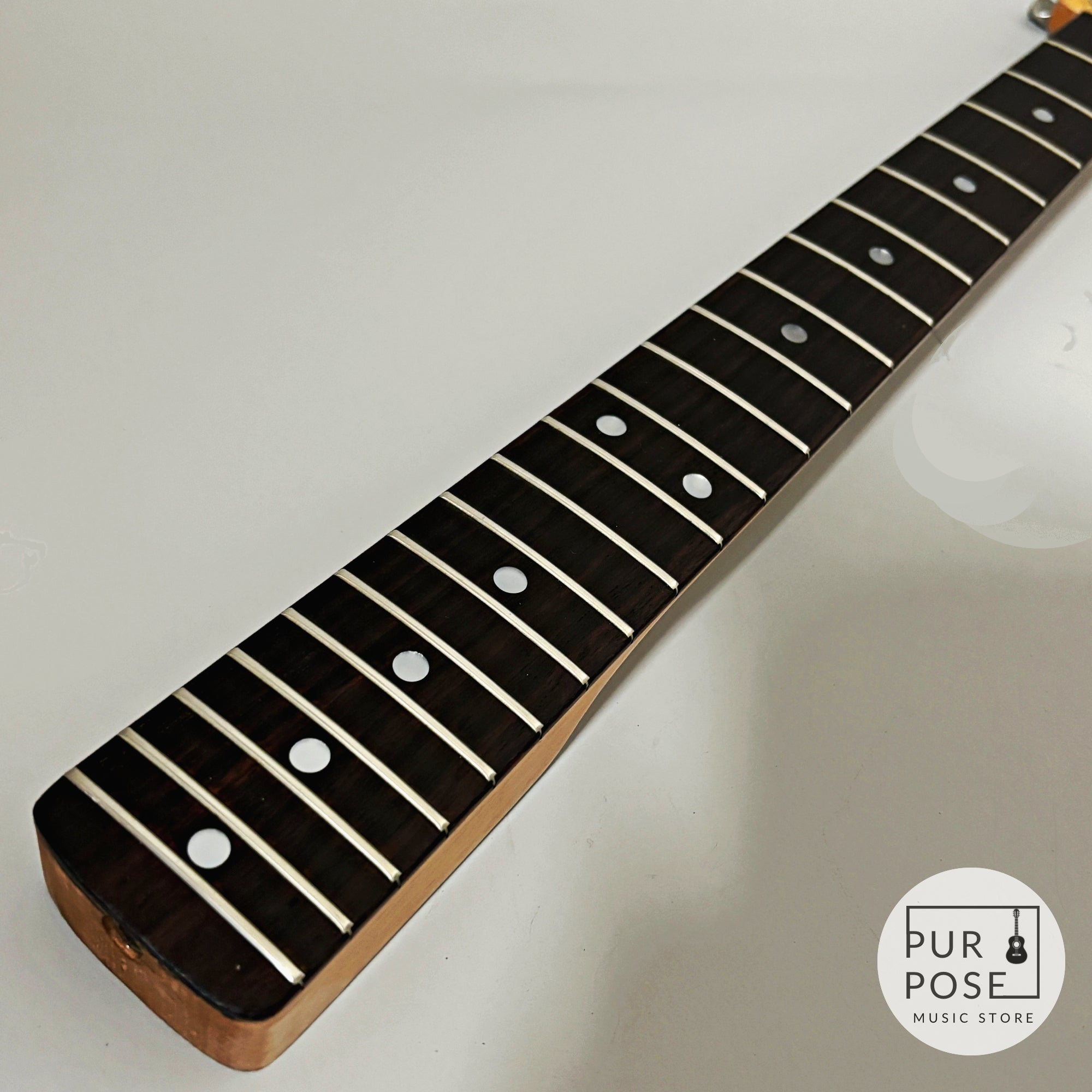 【中古】Tokai STシリーズ Vネック パーツ 1980年製 ストラトキャスター