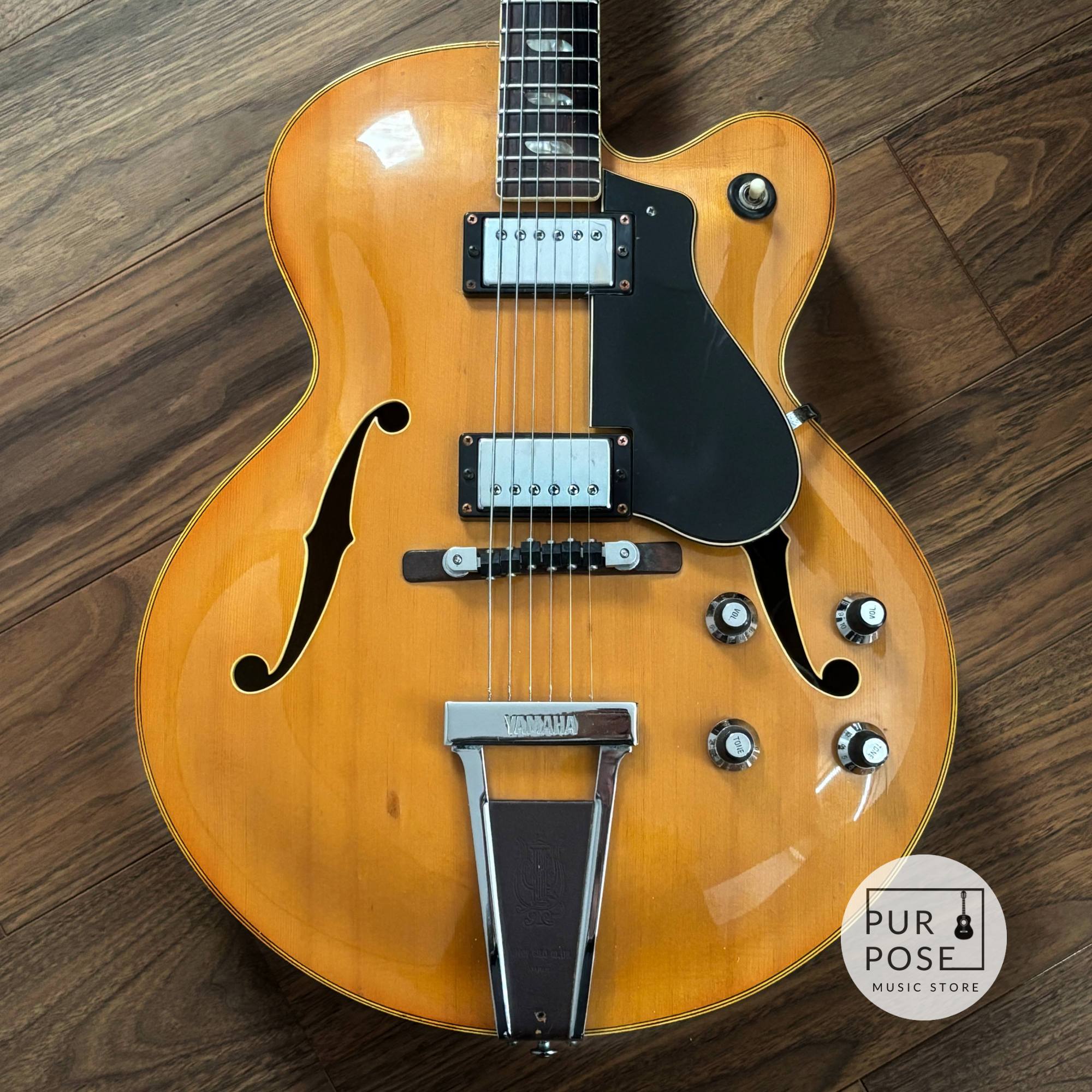 【中古】YAMAHA AE-12 1973年製 フルアコースティックギター
