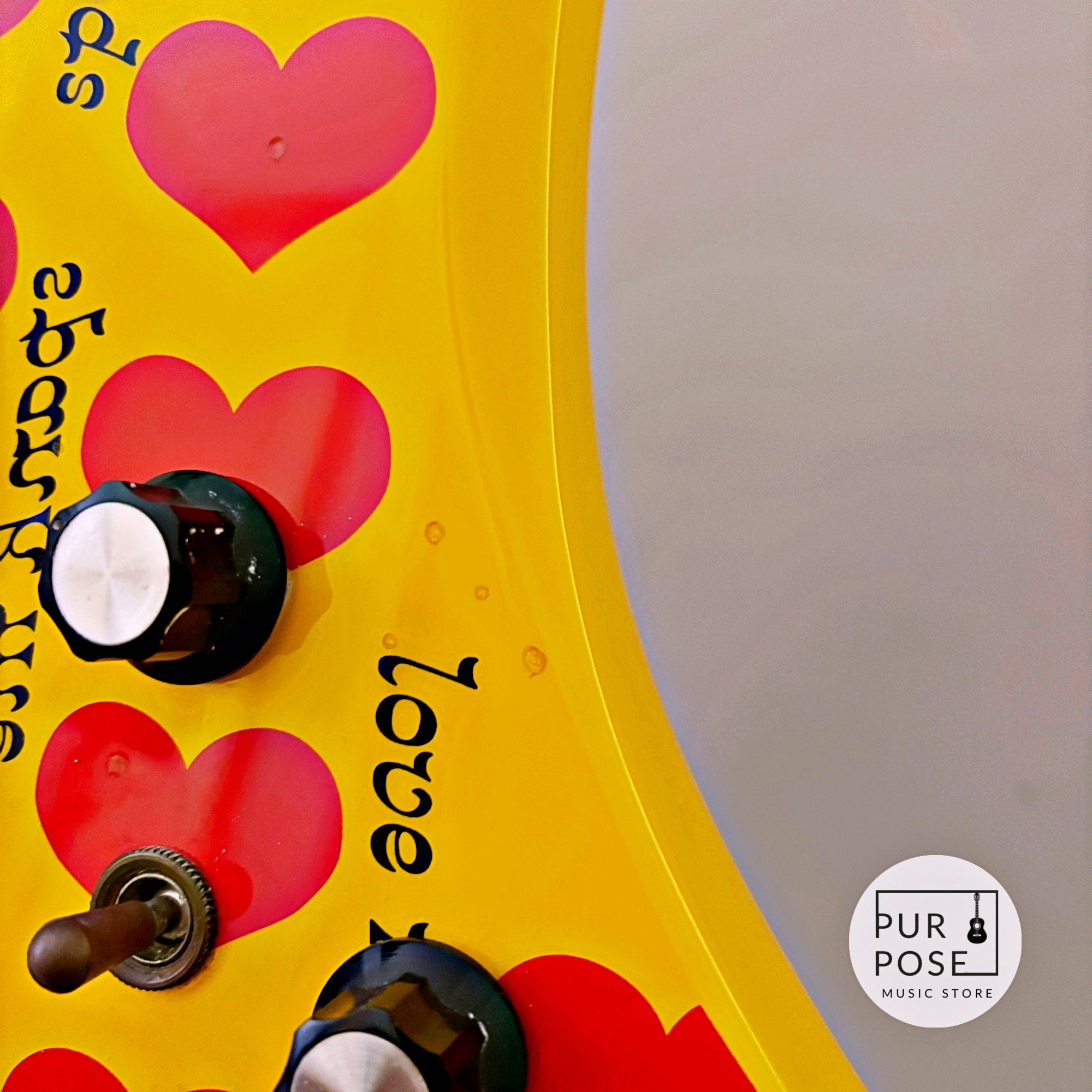 【中古】Fernandes / Burny MG-165S HY XJapan hide Model Yellow Heart モッキンバード