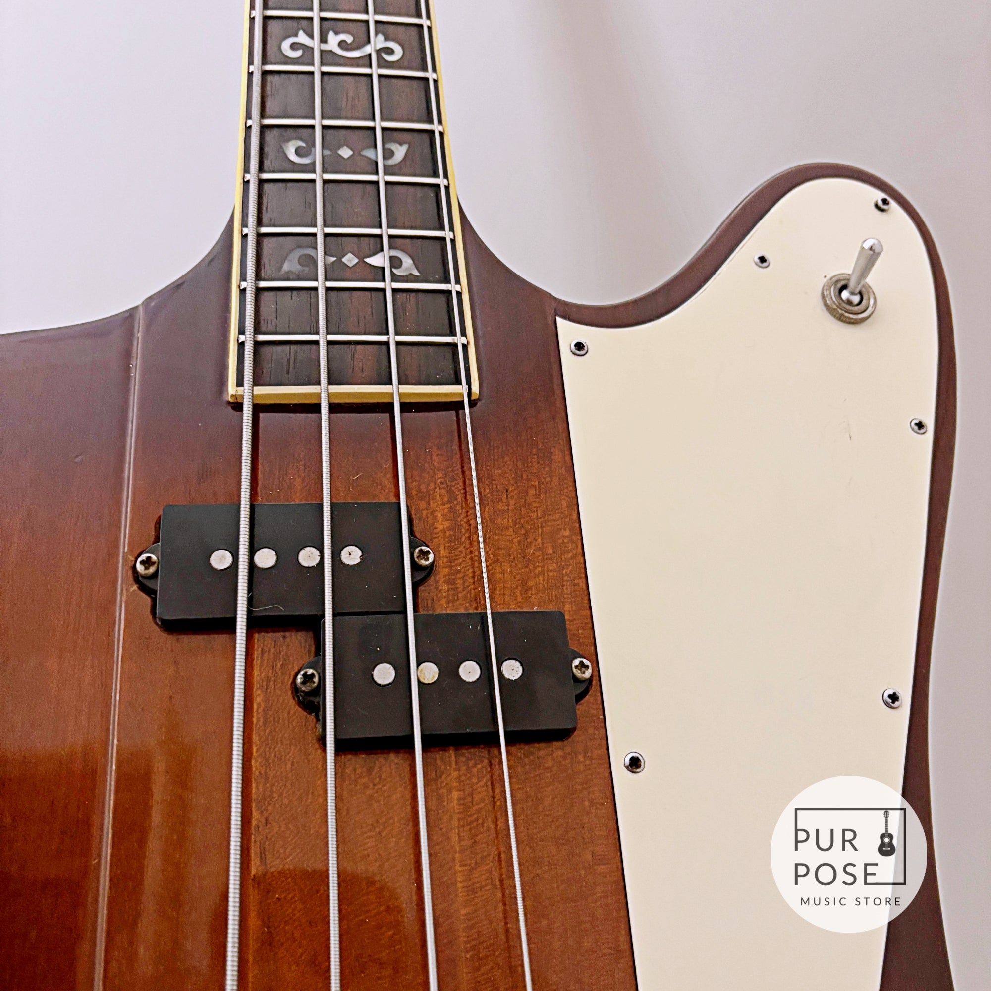 【中古】Greco SB-850 Suzi Quatro Model Thunderbird 1975年頃