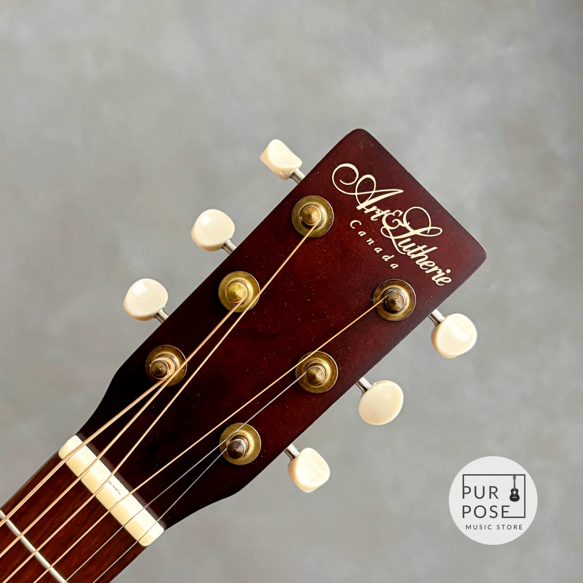 【美品中古】Art & Lutherie Roadhouse Denim Blue Q-Discrete パーラーサイズ