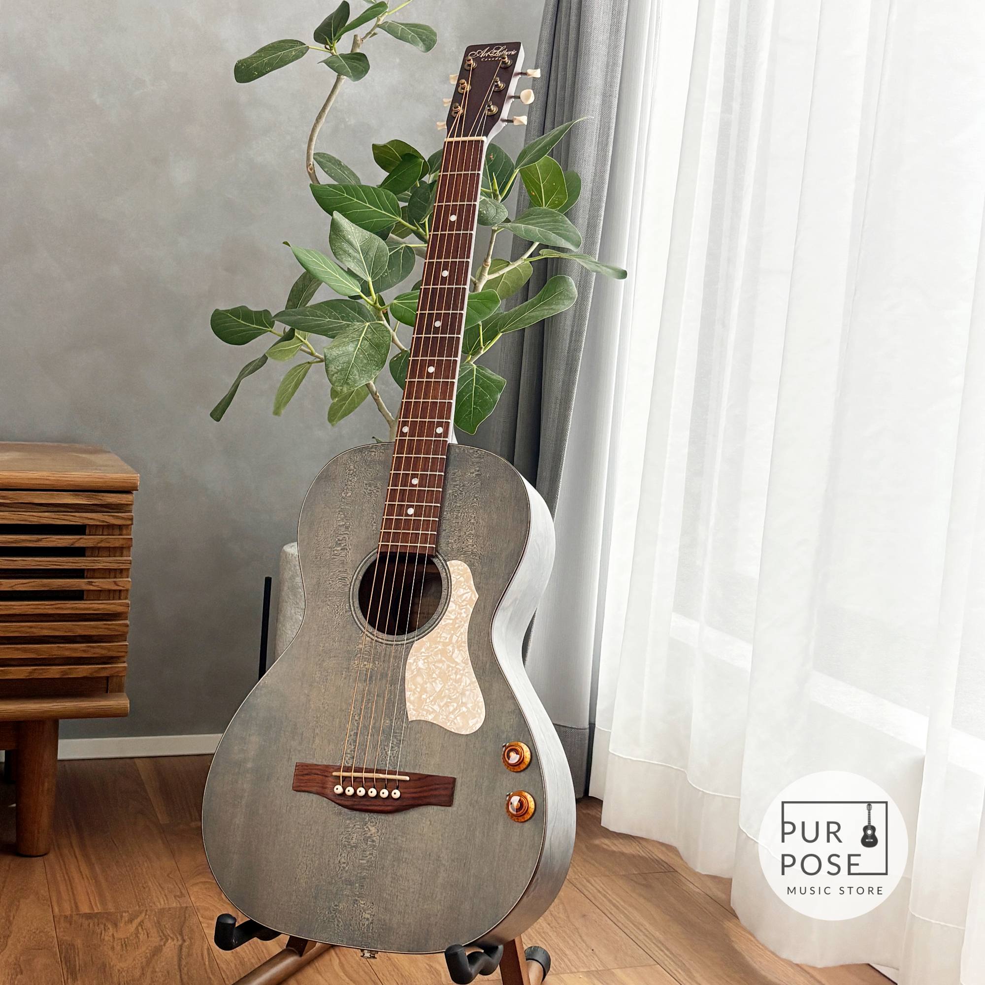 【美品中古】Art & Lutherie Roadhouse Denim Blue Q-Discrete パーラーサイズ